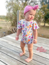 Load image into Gallery viewer, Hocus Pocus Leo &amp; Legging Set
